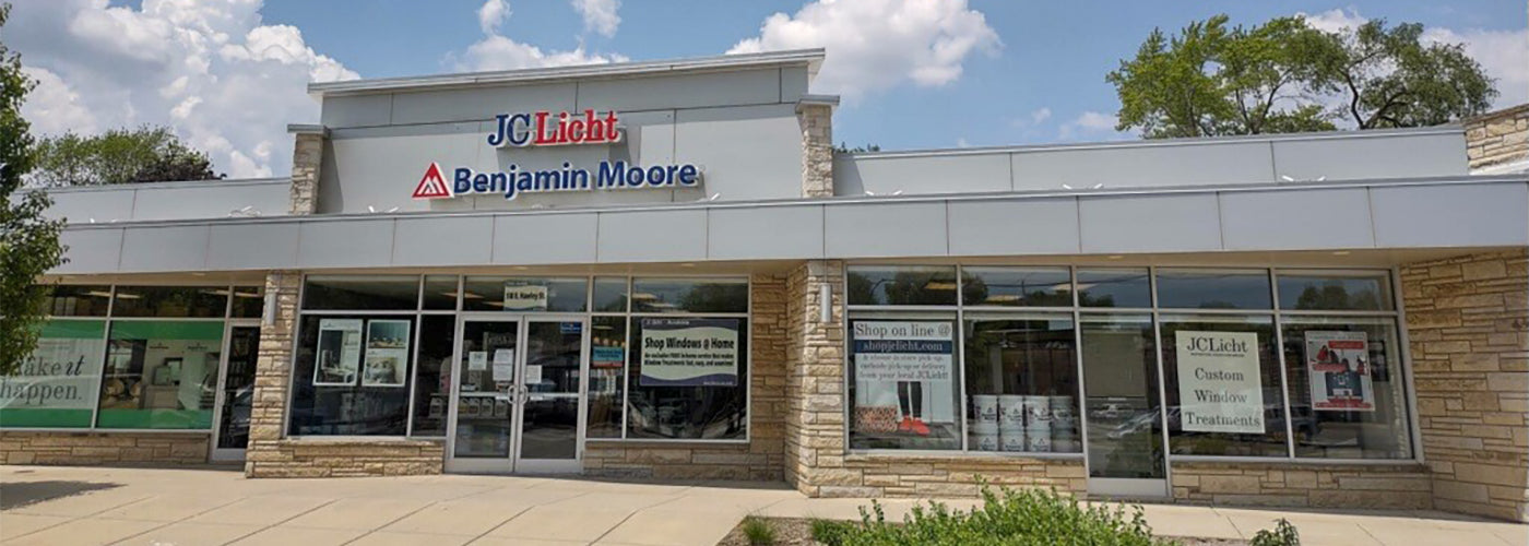 Exterior picture of JC Licht's Mundelin paint store location in Illinois.