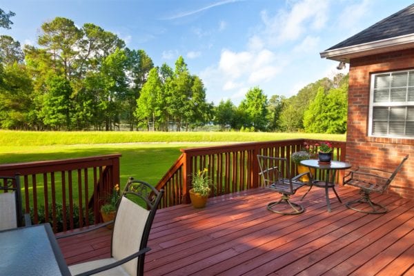 Sunny large yard for a vacation home in Chicago, IL.