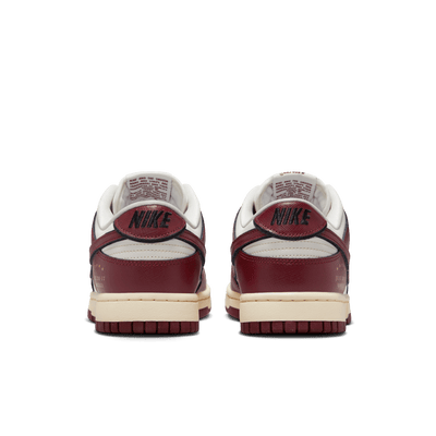 NIKE DUNK LOW SE "JUST DOI IT TEAM RED" ( WOMENS)