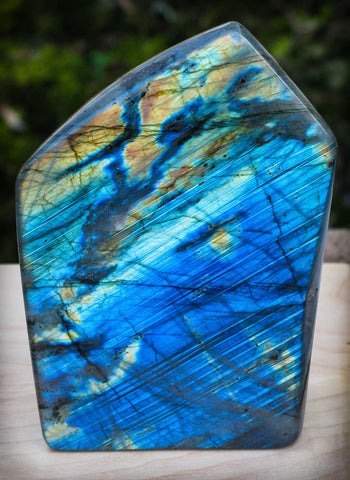 labradorite crystal