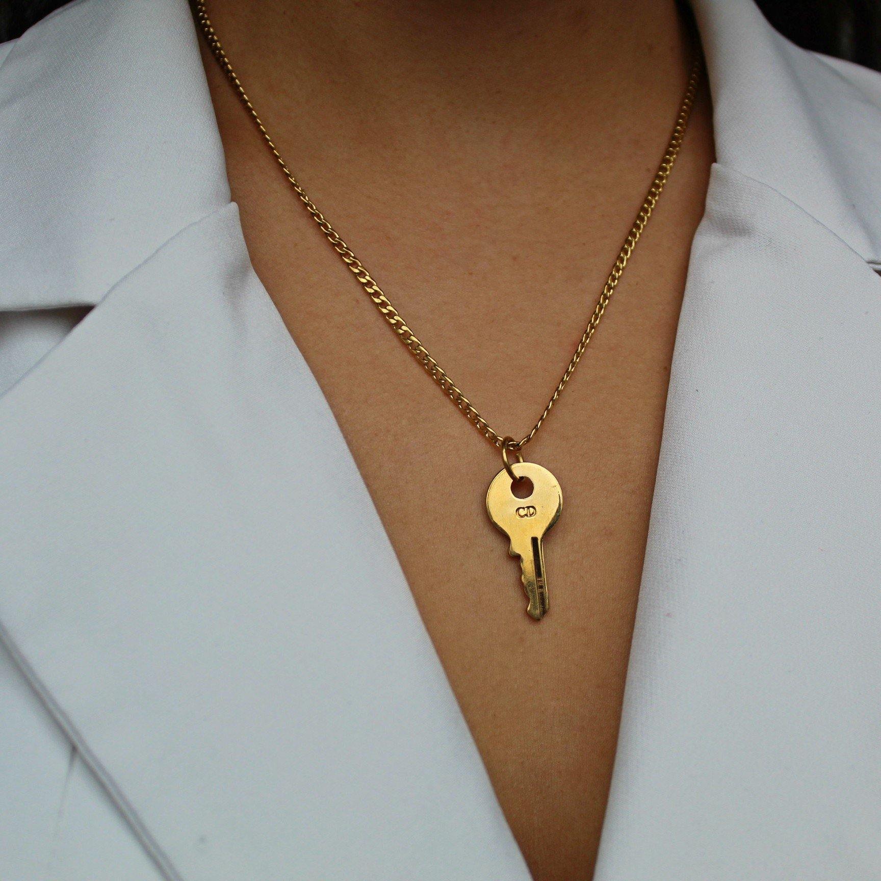 dior key necklace