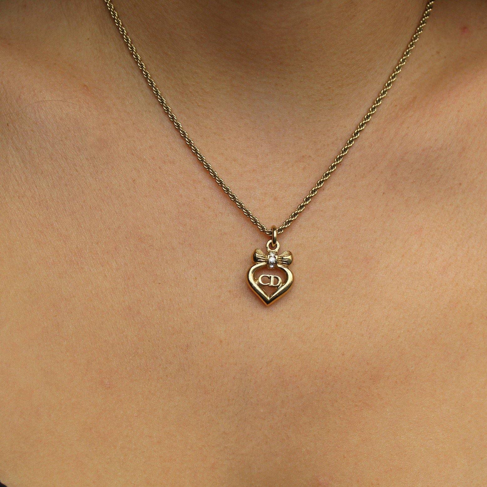 dior heart necklace