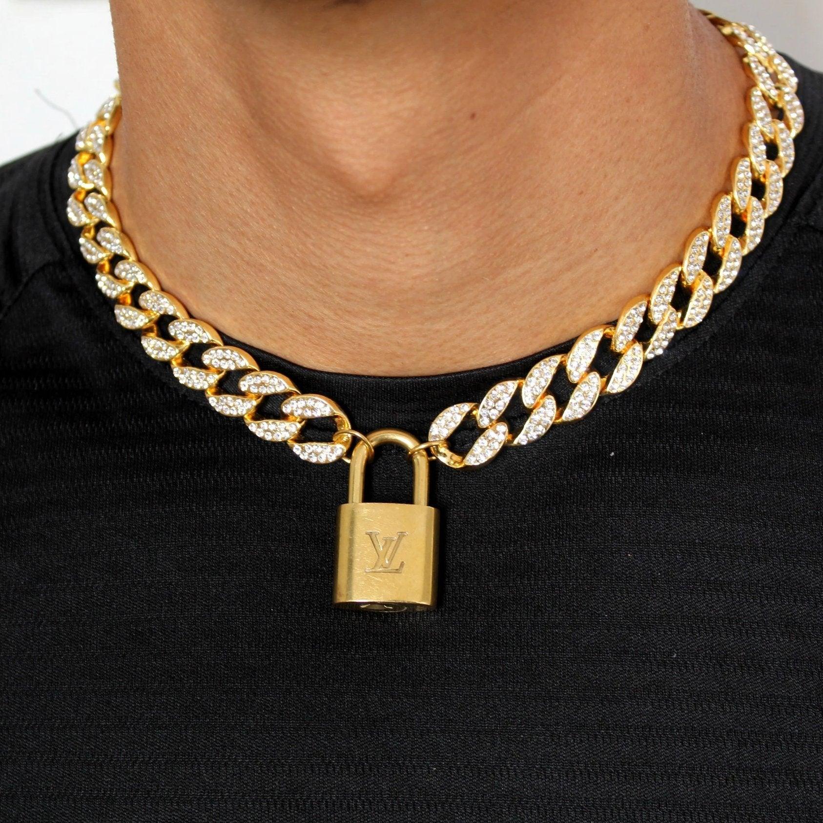 Shop Louis Vuitton Cuban Chain Necklace by CITYMONOSHOP
