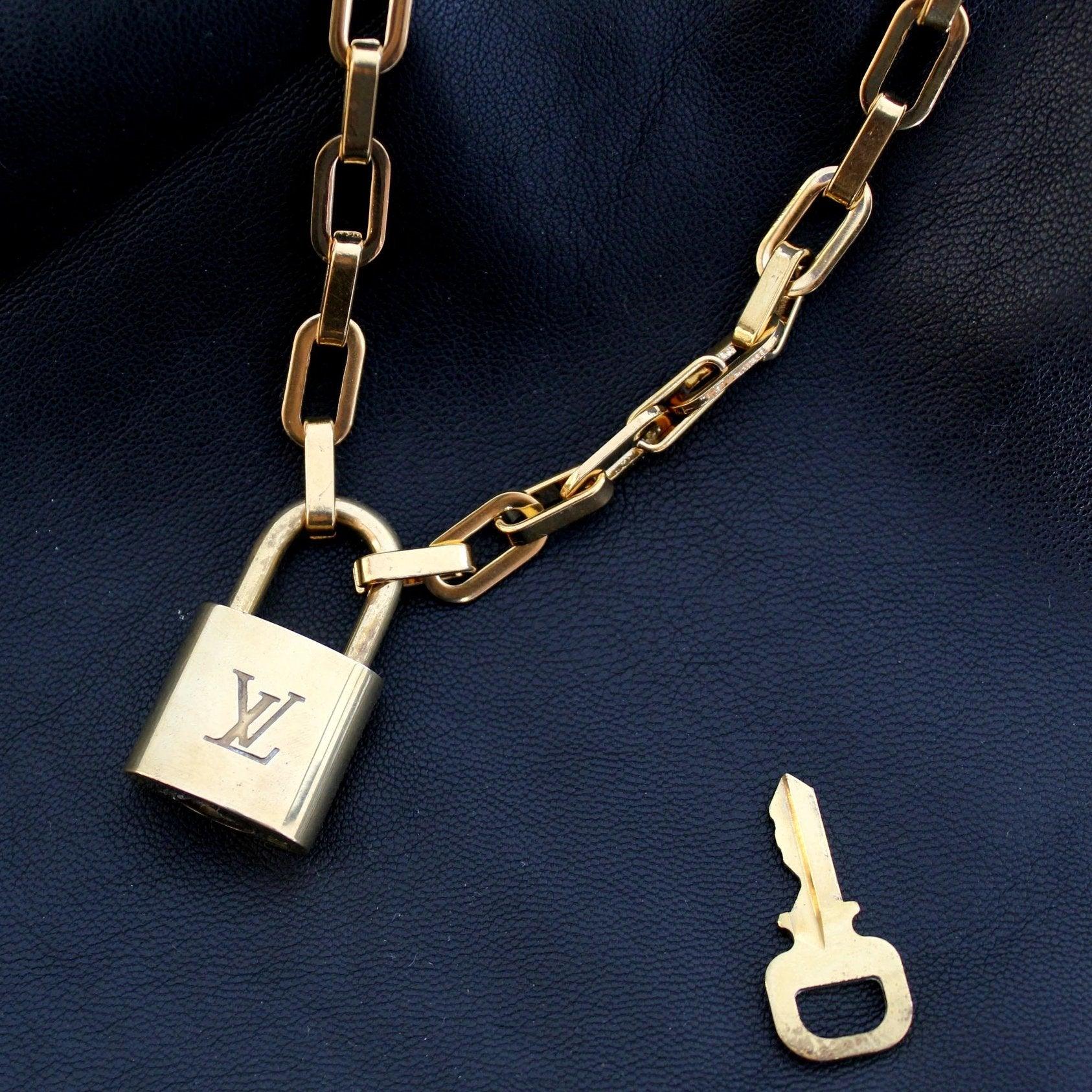 lock necklace men