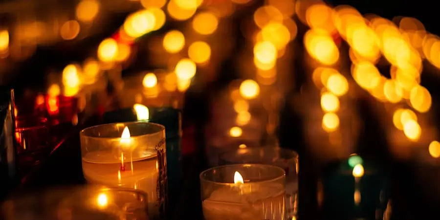 lighting a 500-lumen Bulb will be the same as lighting 500 candles at once