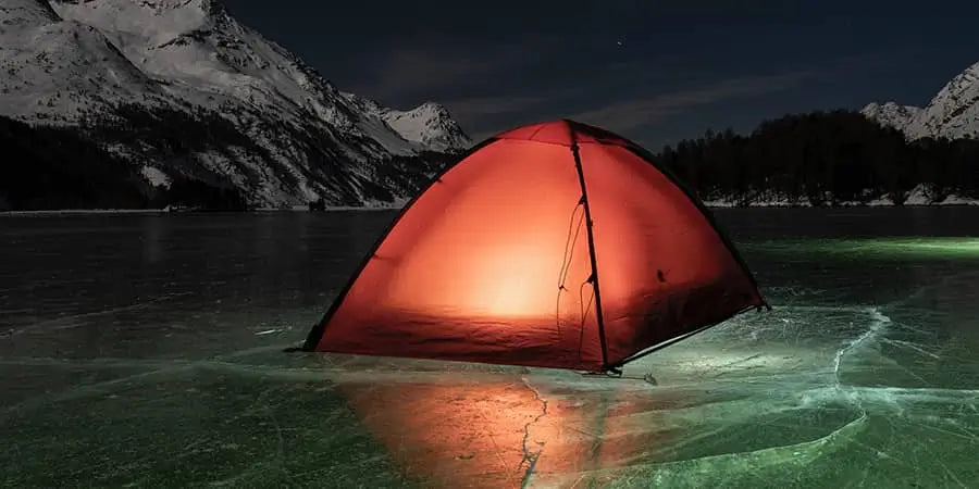 If you have never tried laying flat on the sea or lake at night, then winter camping will give you such a rare opportunity.