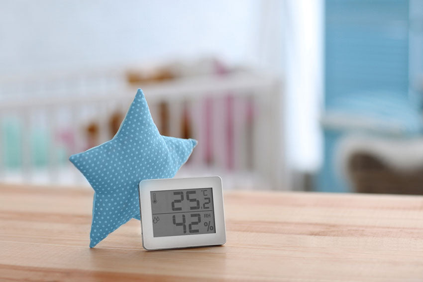 digital temperature gauge in living room