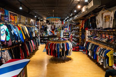 Vintage Clothing Stores & Thrifting in Pittsburgh