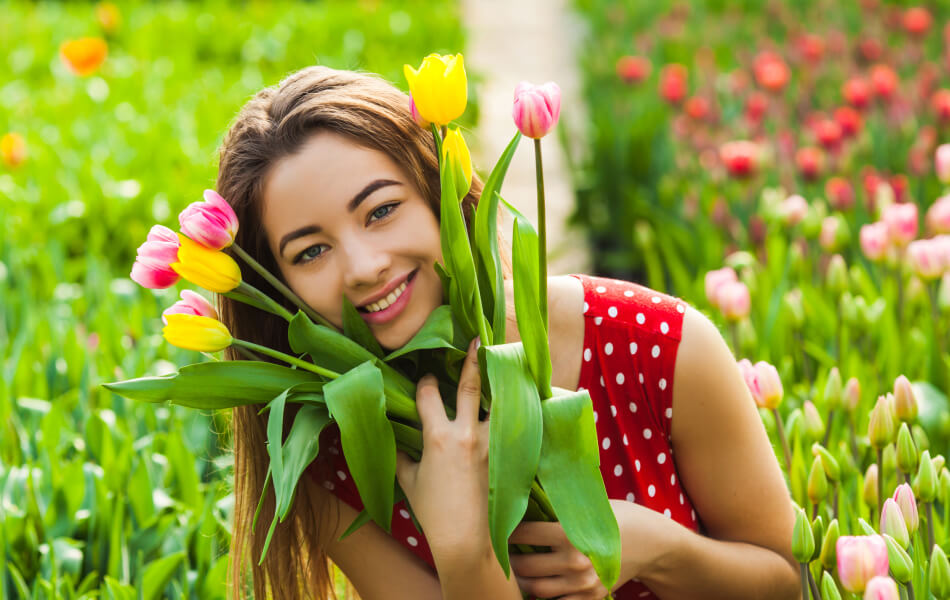 Flower Clubs Delivered to Canada