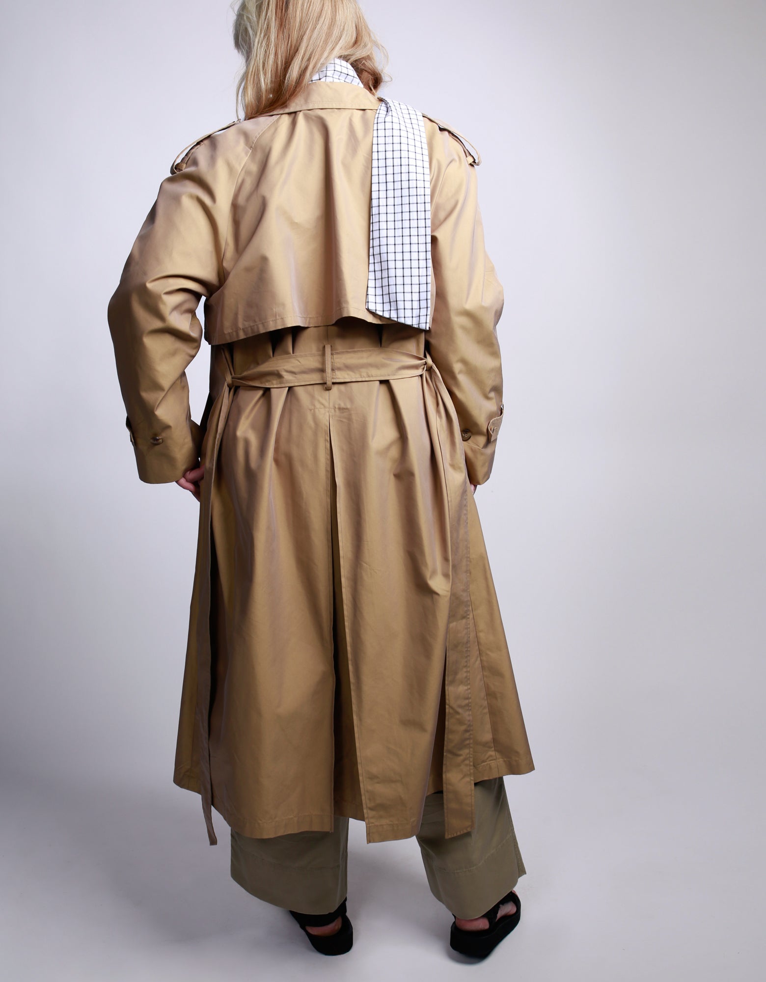 90s Classic Taffeta Trench Coat | Baacal | Insyze