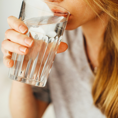 contentedcompany-eco-zerowaste-plasticfree-top-tips-boost-immunity-drinking-water
