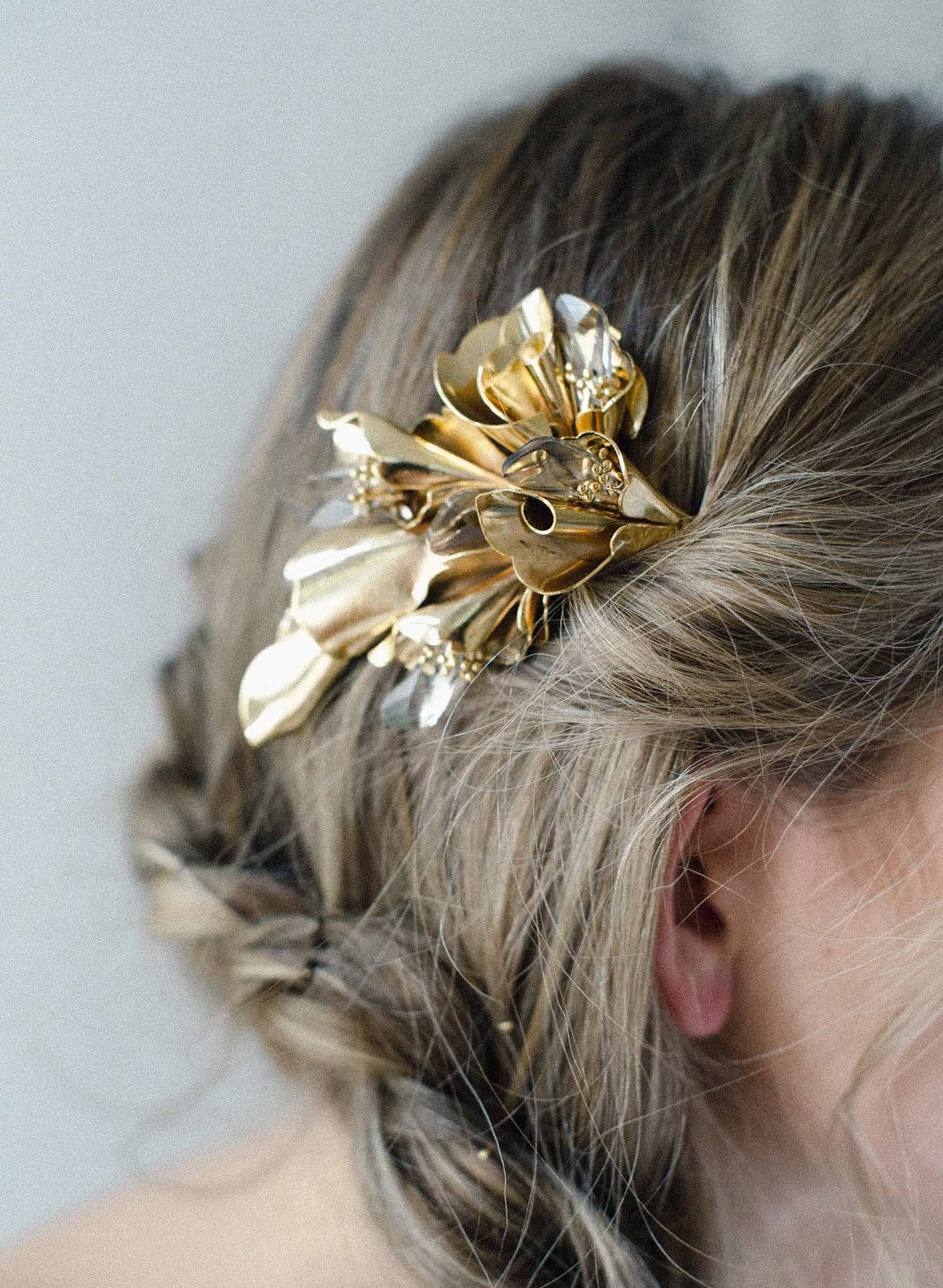 modern hair comb