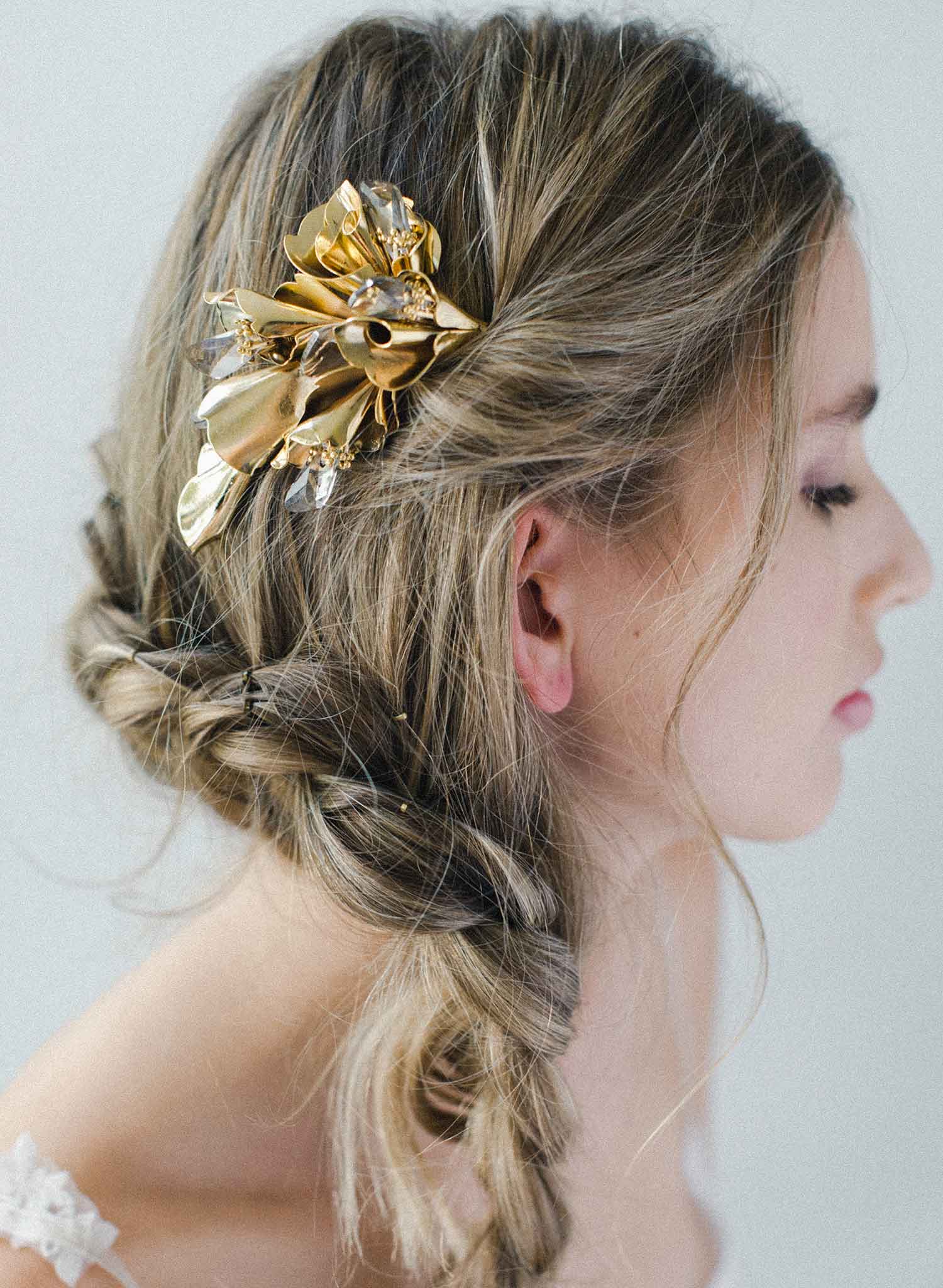 modern hair comb