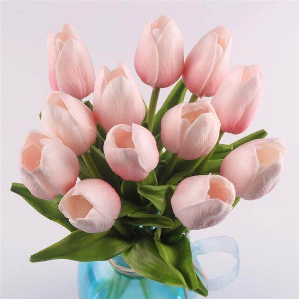 12 bouquet de tulipes Real Touch. Achetez de la flore artificielle sur Mounteen. Expédition mondiale disponible.