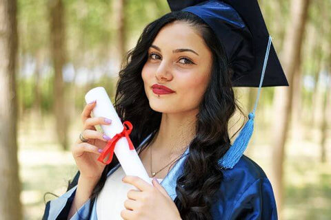 What are graduation hair styles?