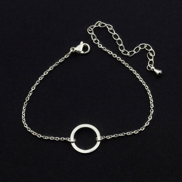 Adjustable Vintage Open Circle Bracelet. Shop Bracelets on Mounteen. Worldwide shipping available.