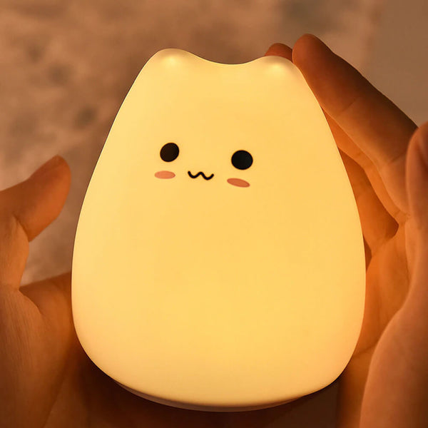 Lampe veilleuse chat à couleur changeante. Achetez des veilleuses et un éclairage ambiant sur Mounteen. Expédition mondiale disponible.