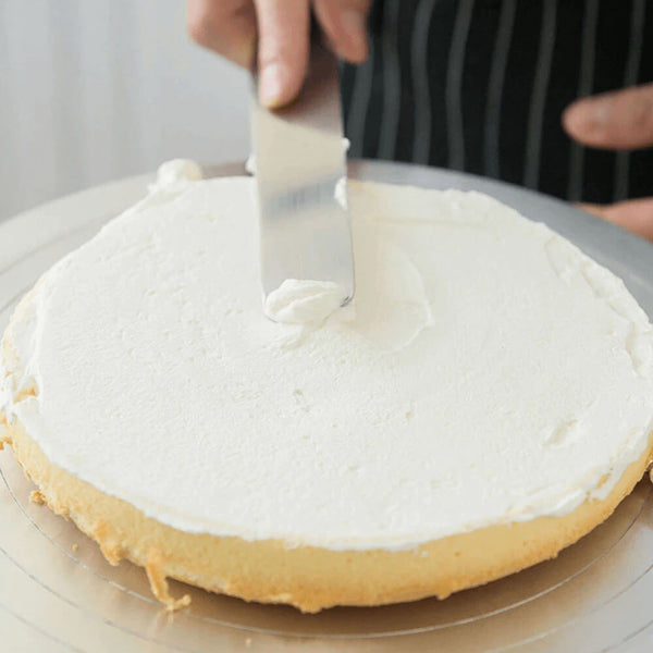 Easy Cake Cream Edelstahl-Gebäckwerkzeug. Kaufen Sie Kuchendekorationszubehör auf Mounteen. Weltweiter Versand möglich.