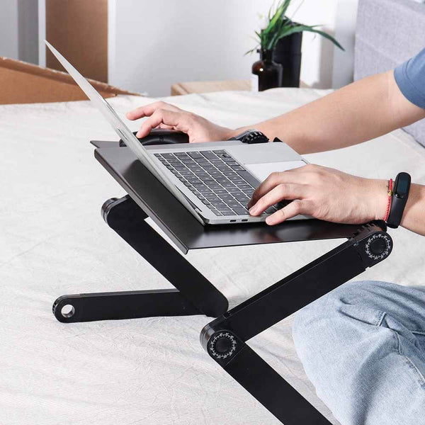 Ergonomischer Laptopständer für den Schreibtisch. Kaufen Sie Computererhöhungen und -ständer auf Mounteen. Weltweiter Versand möglich.