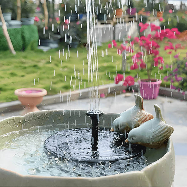 Fontaine de jardin solaire extérieure. Achetez des fontaines et des cascades sur Mounteen. Expédition mondiale disponible.