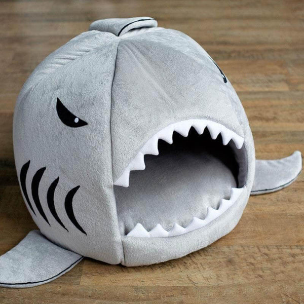 Shark Pet Bed. Shop Dog Beds on Mounteen. Worldwide shipping available.