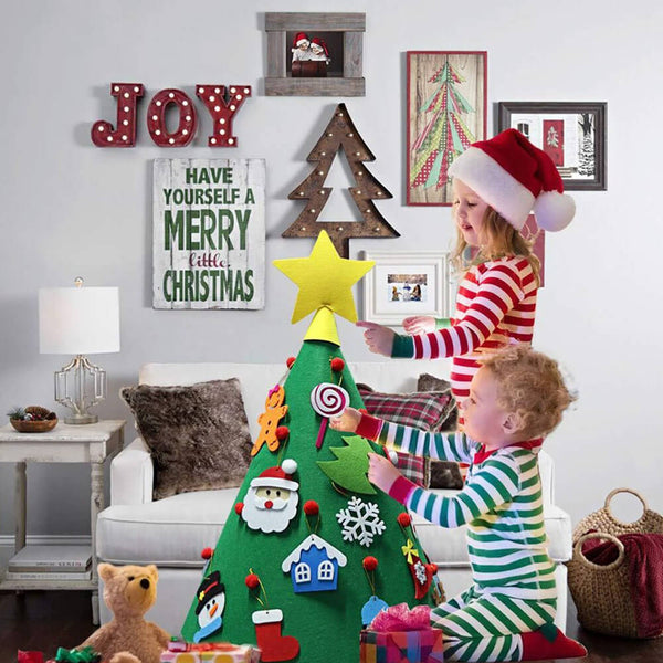 Arbre de Noël Velcro pour les tout-petits. Achetez des jouets et des équipements d'activité pour bébé sur Mounteen. Expédition mondiale disponible.