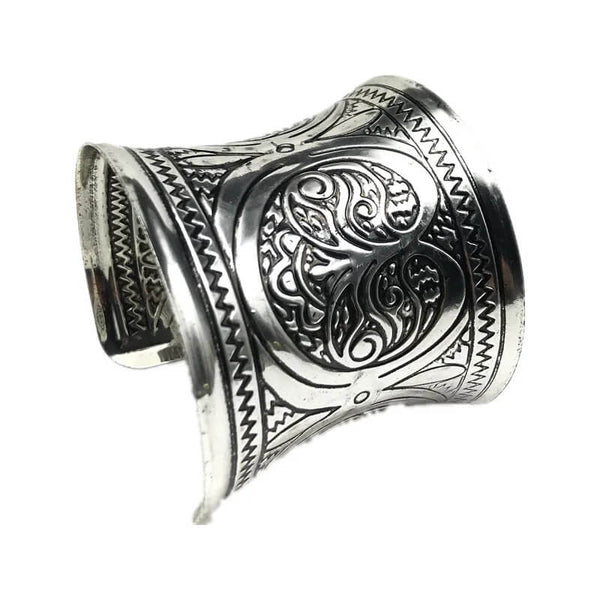 Vintage Ethnic Geometric Stainless Steel Bracelet in Symmetric Curves - Mounteen