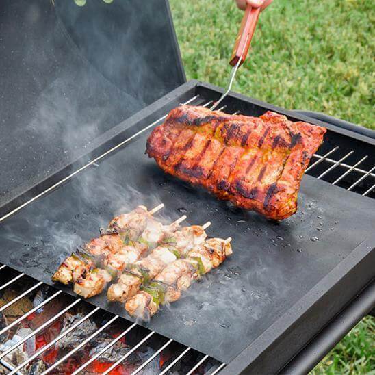 Chef Antihaft-BBQ-Grillmatte. Kaufen Sie Backmatten und -einlagen auf Mounteen. Weltweiter Versand möglich.