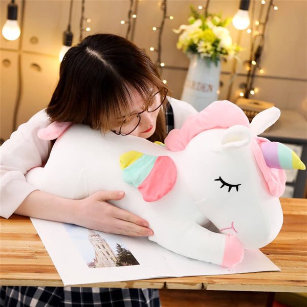 Peluche licorne arc-en-ciel mignonne et moelleuse - Acheter en ligne