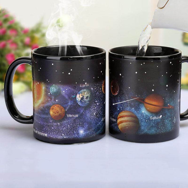 Tasse magique galaxie. Achetez des tasses sur Mounteen. Expédition mondiale disponible.