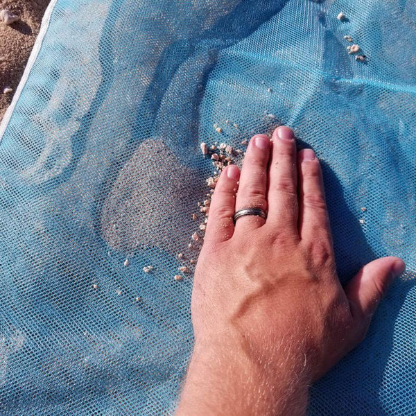 Sanddichte Strandmatte – Mounteen
