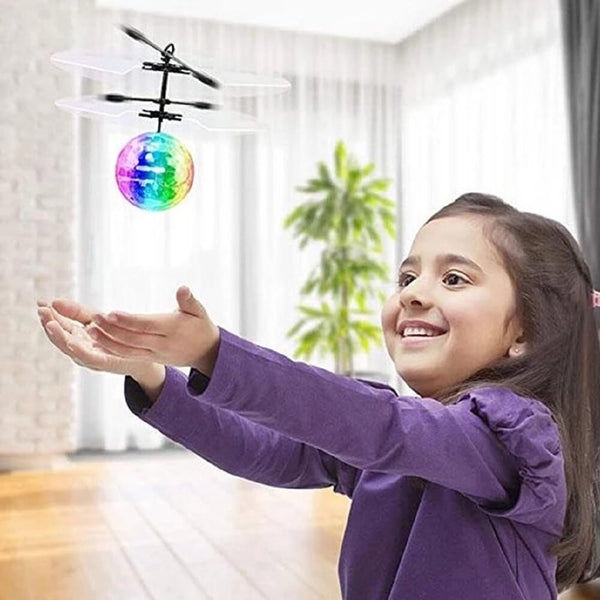 Jouet d'hélicoptère à boule volante à LED multicolore. Achetez des jouets d'activité sur Mounteen. Expédition mondiale disponible.