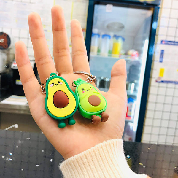 Lächelnder und zwinkernder Avocado-Autoschlüsselanhänger – bei Mounteen kaufen