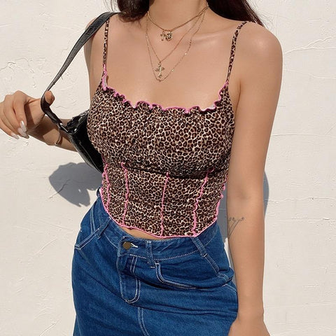 55 Cute AF Crop Tops That Are Keeping You Awake At Night – MELLOW PICKS