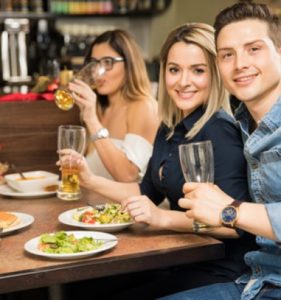 Follow these tips to help you stick to your diet when eating out with friends