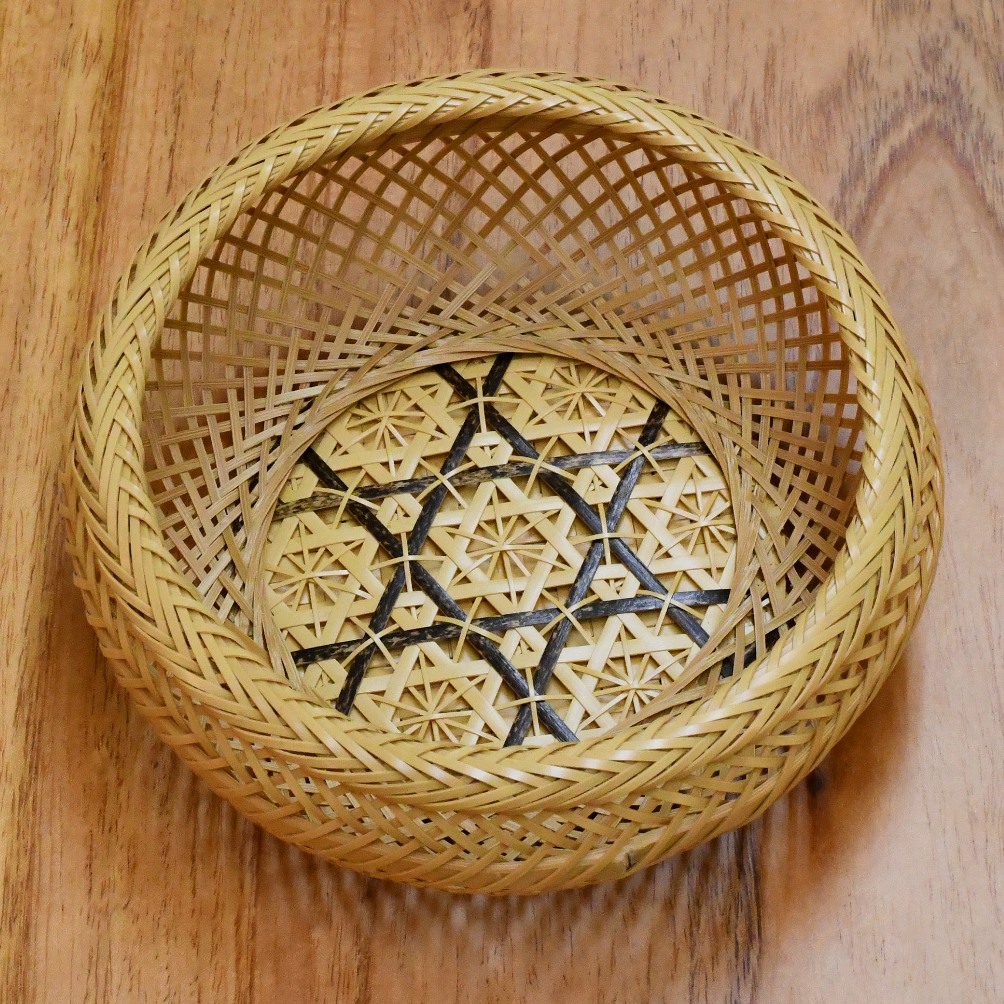 竹籠⭐︎お花飾用⭐︎職人技が光る‼️アンティーク‼️ - 工芸品