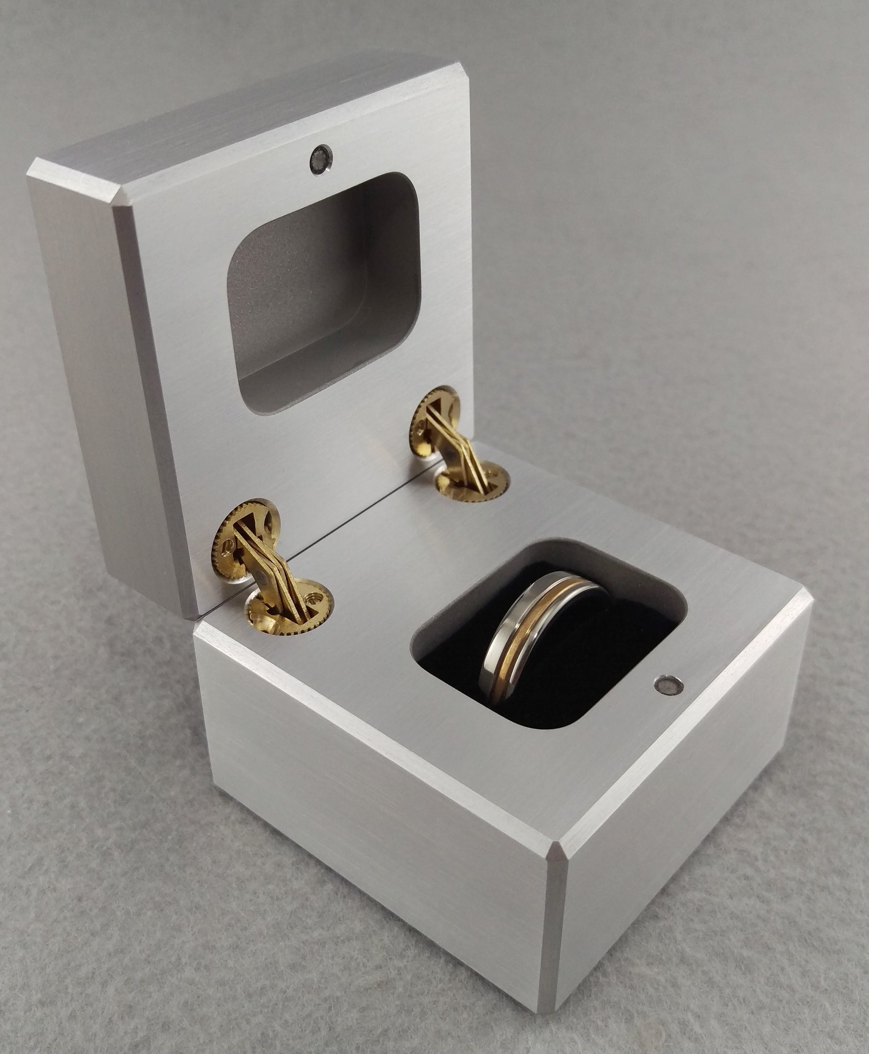 ring box