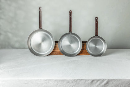 8.5 Carbon Steel Pan - Sardel  Accessibility Options & Tools