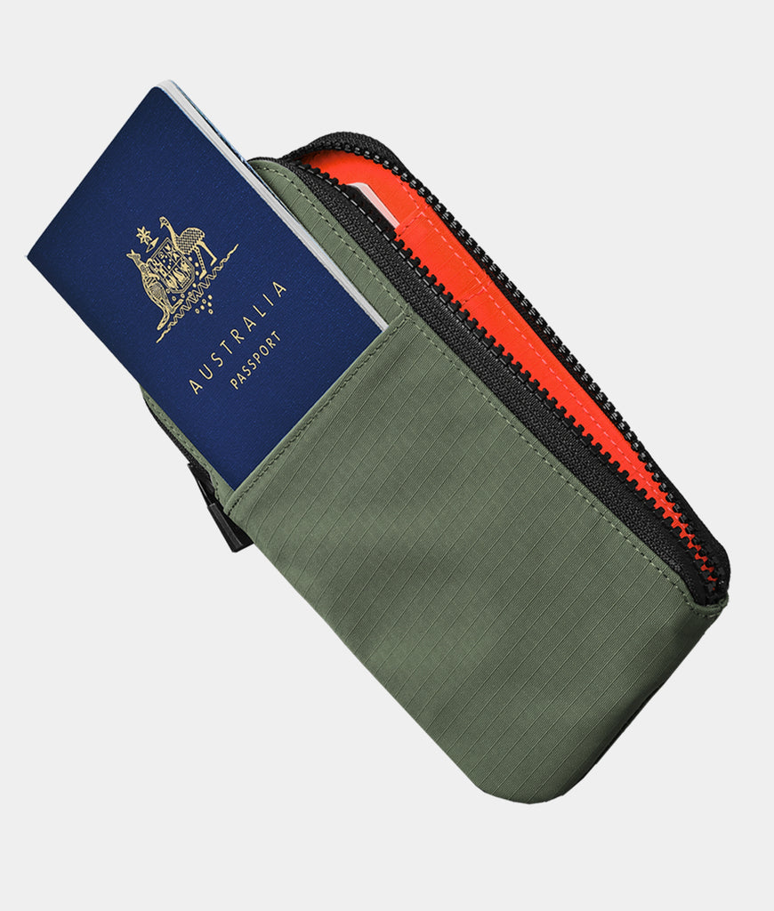 zip-travel-wallet