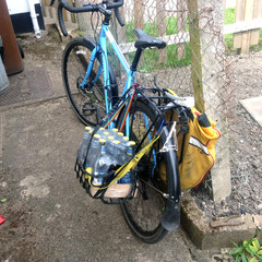 AirPannier carrying bulky cargo, beer pannier