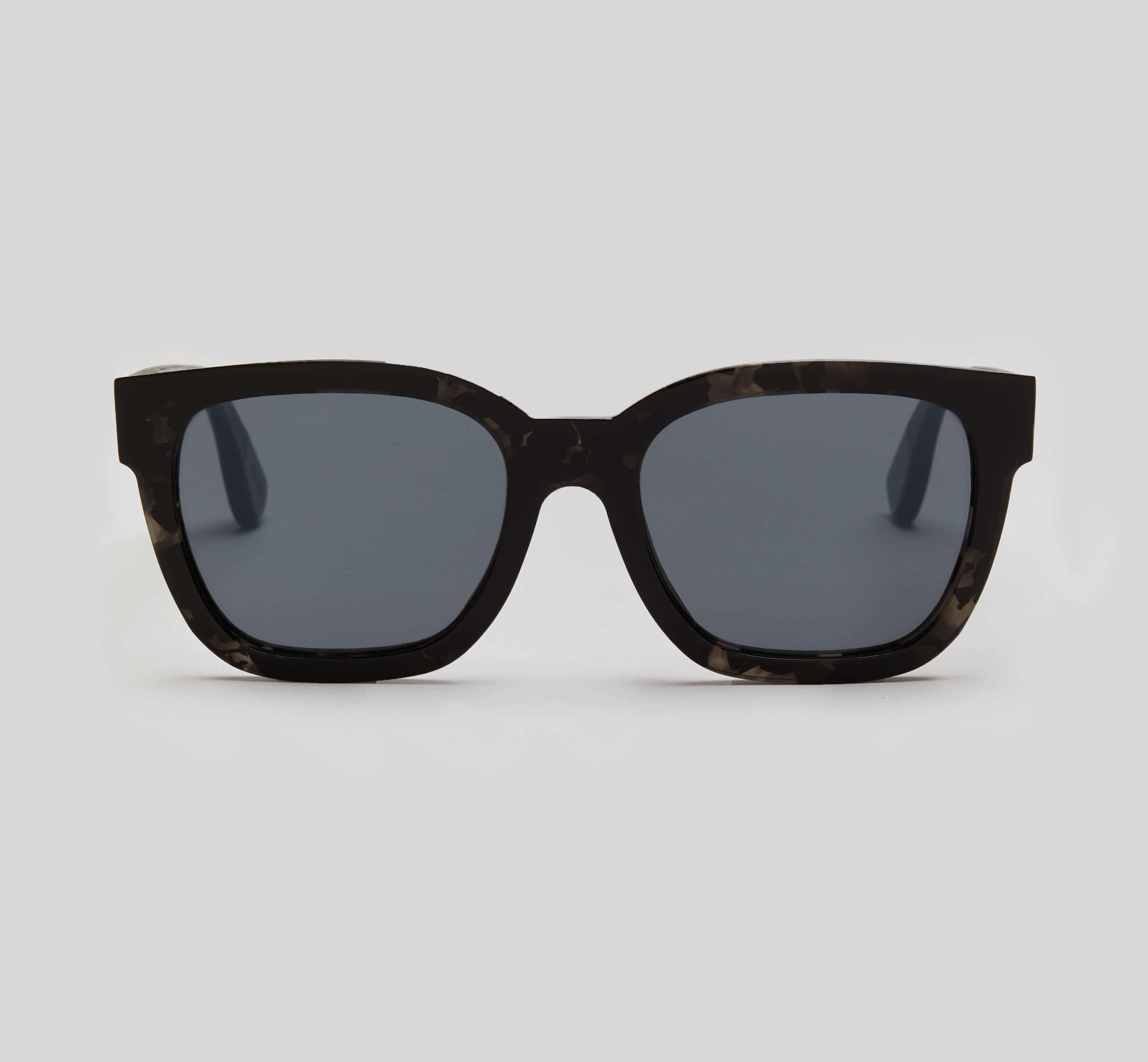 Men Square Sunglasses, Size: Medium