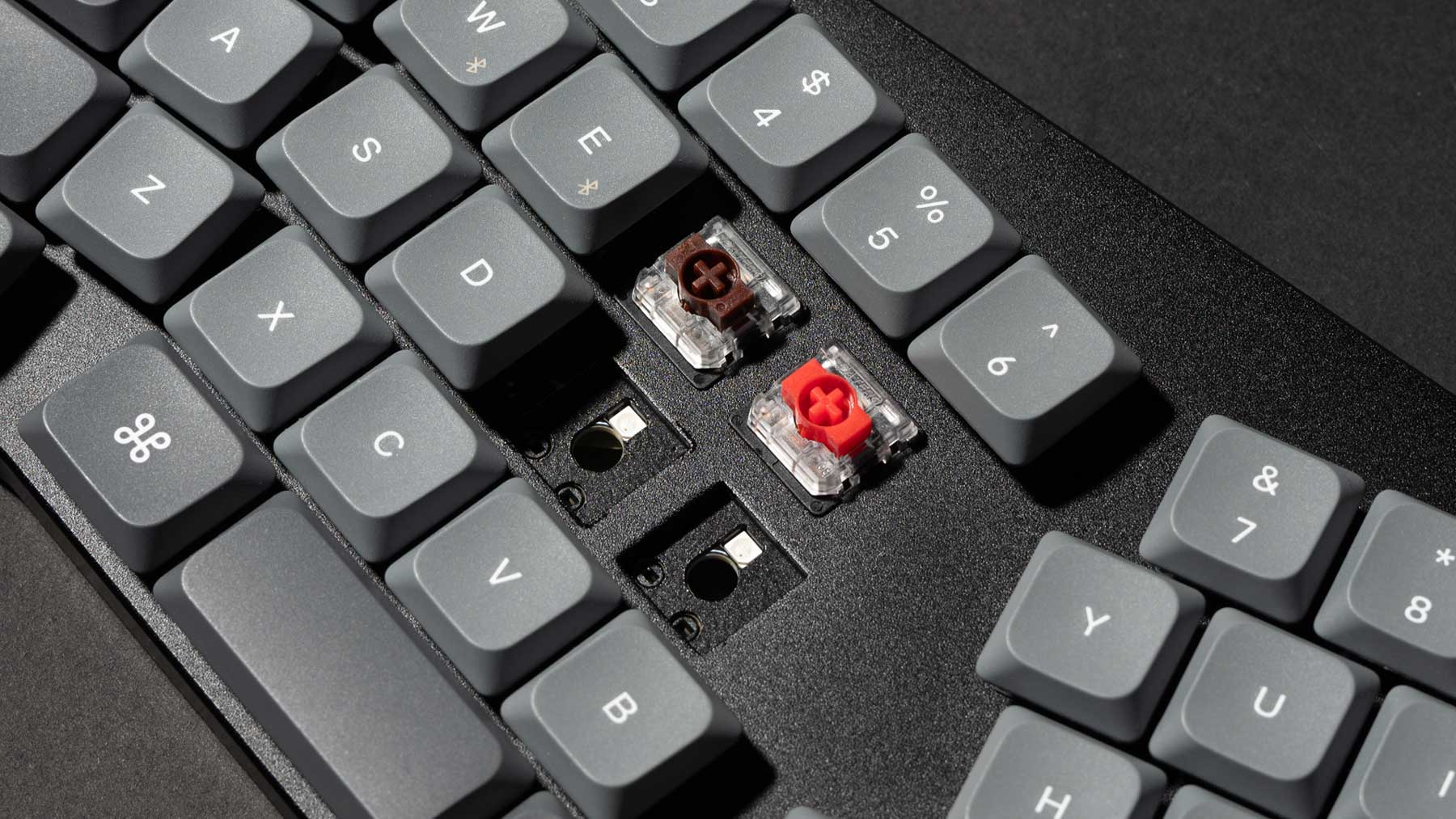 Hot-swappable feature of the Keychron K11 Max Wireless Mechanical Keyboard