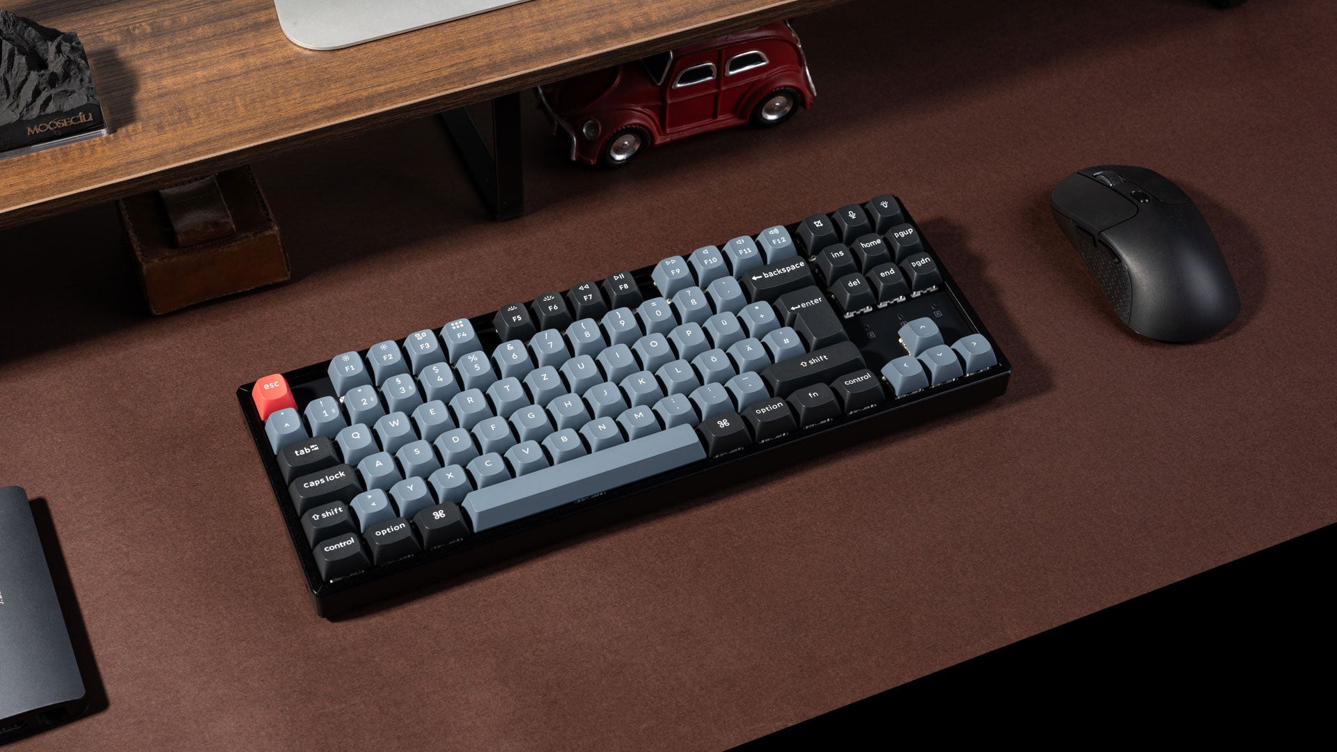 Keychron K8 Pro QMK/VIA Wireless Mechanical Keyboard - ISO Layout