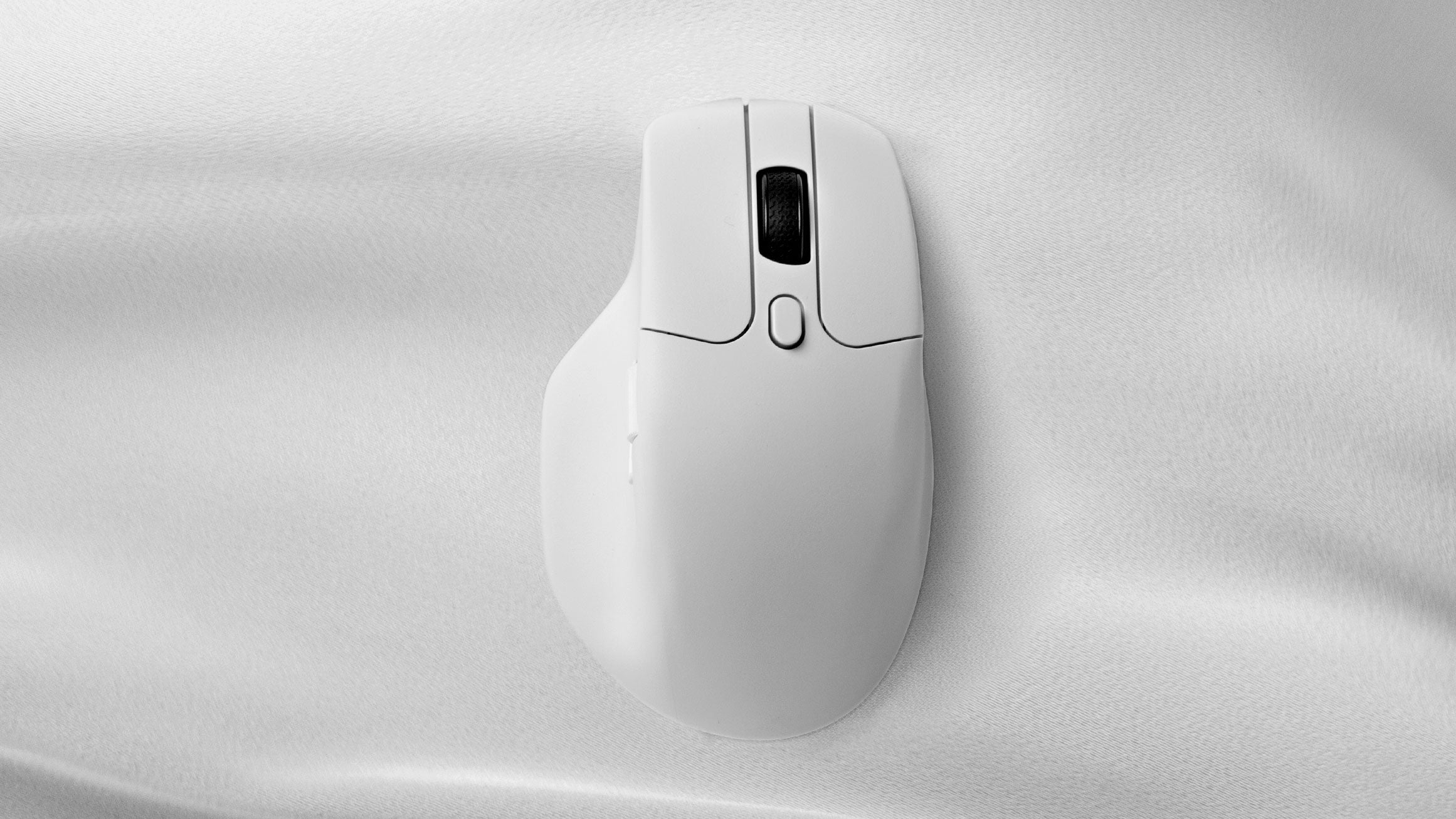 Keychron-M6-wireless-mouse-photo-4.jpg__PID:605bf7d8-f6fb-4c30-be15-2452502f0df7