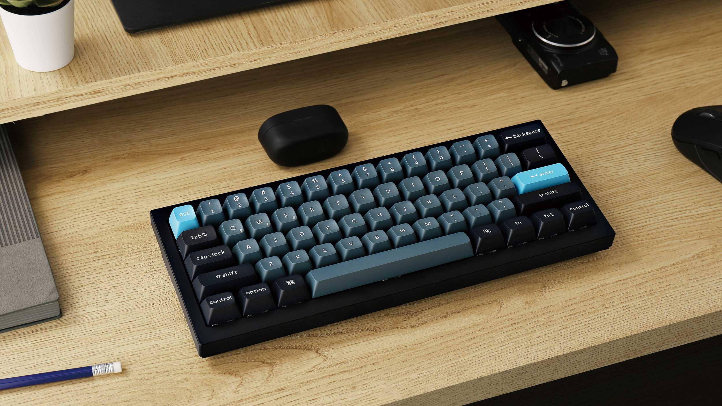 Q4 Pro Wireless Custom Mechanical Keyboard Suitable for All Devices