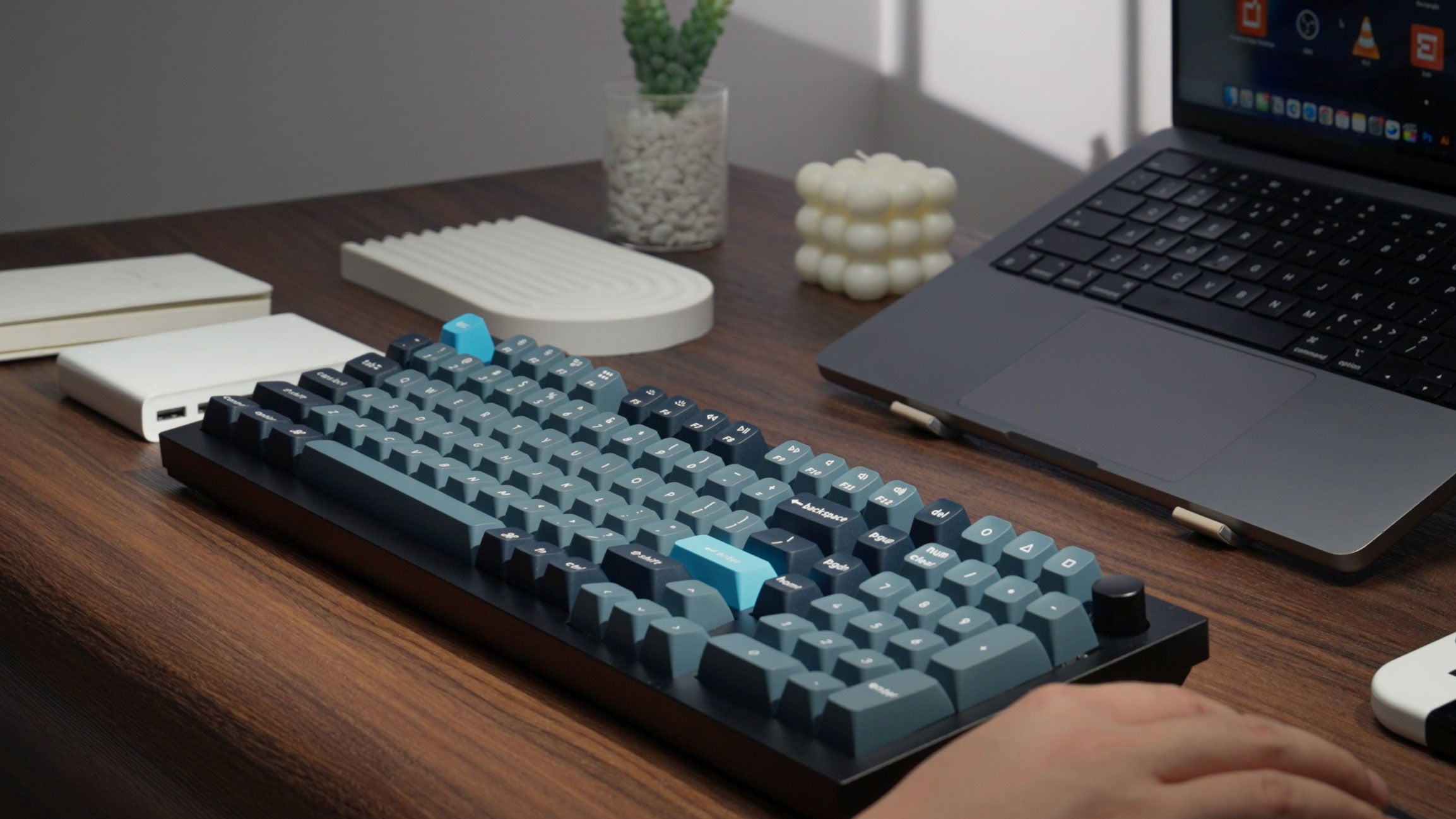 Keychron Q5 Pro QMK/VIA Unique 96% layout wireless custom mechanical keyboard