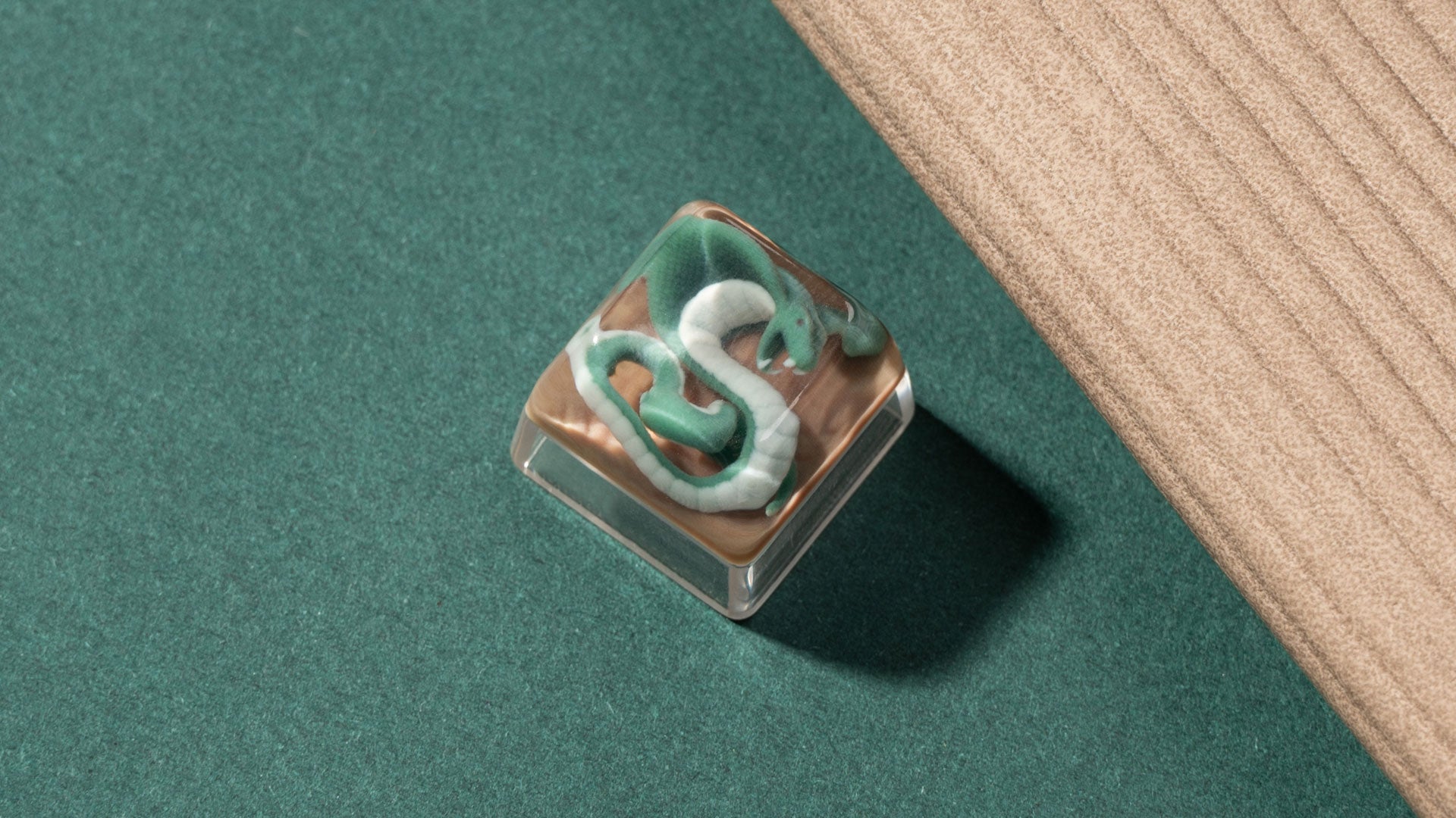 Magic Animal Resin Artisan Keycap-Green Snake