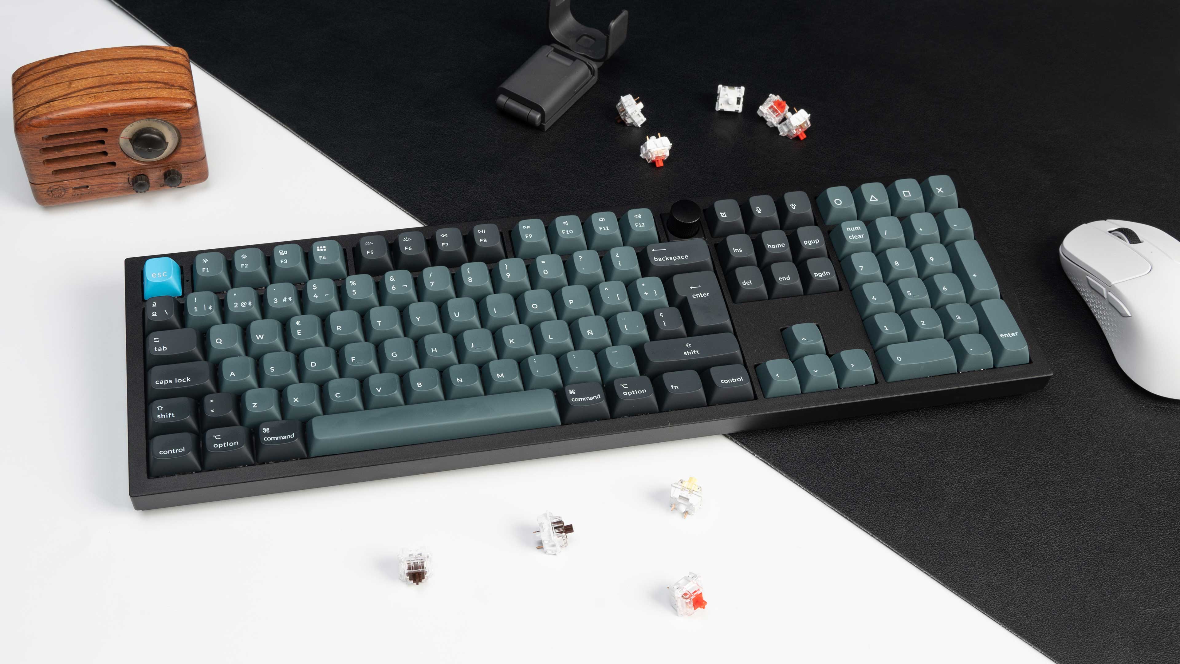 Keychron Q6 Pro QMK/VIA 100% layout wireless custom mechanical keyboard ISO Layout