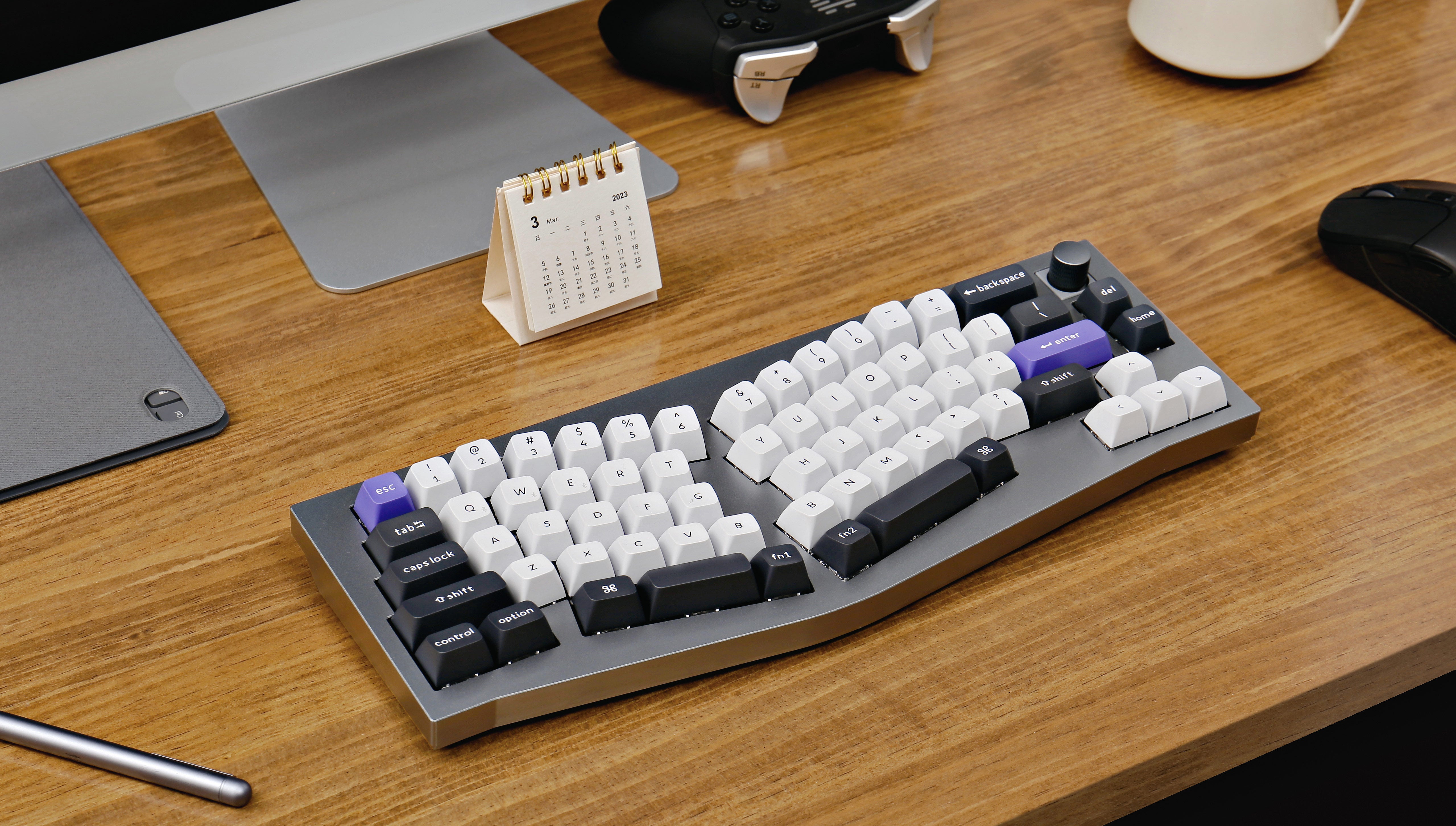 PC plate of the Keychron Q8 Pro