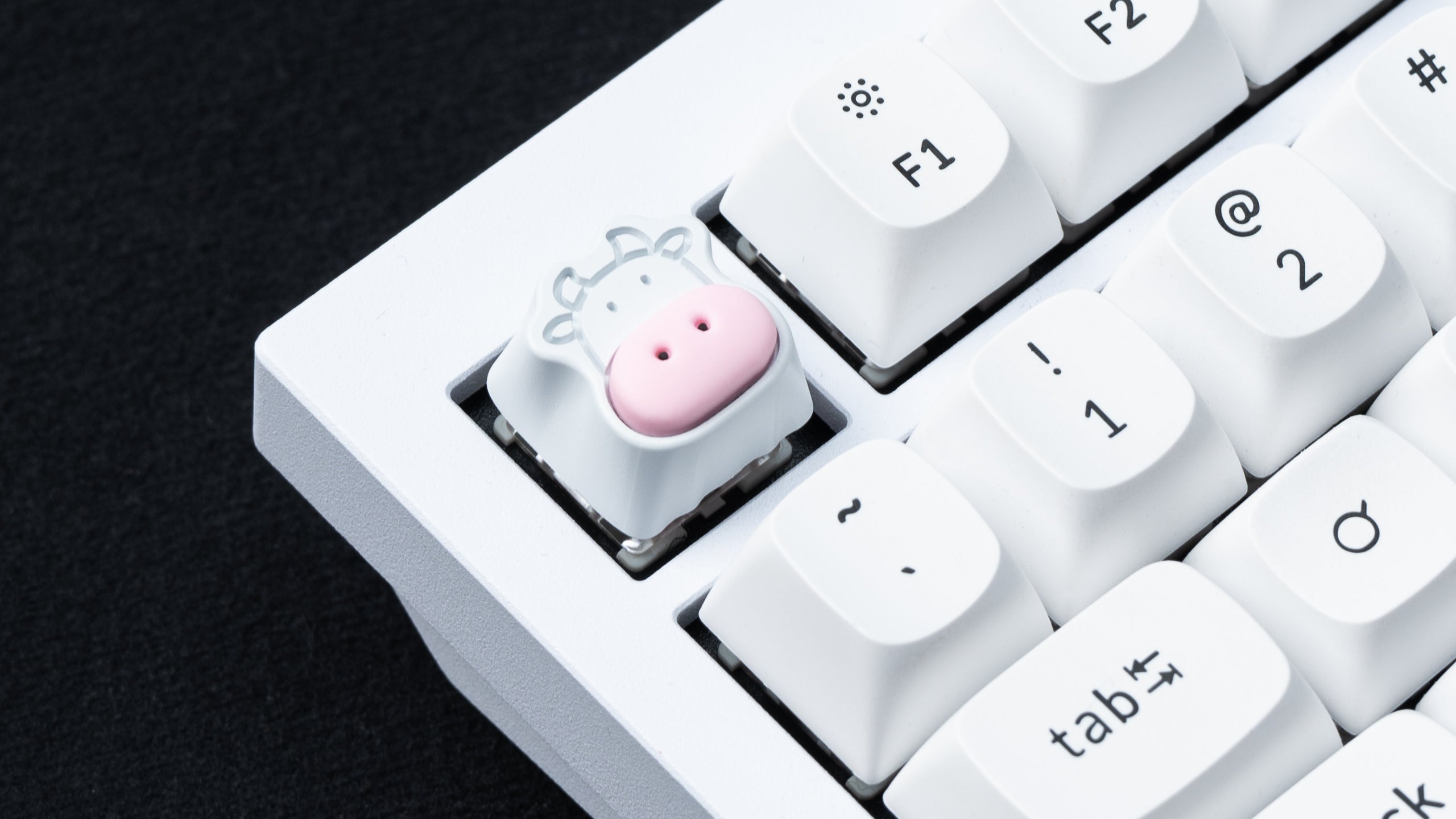 Cute Cows Aluminium Alloy Artisan Keycap